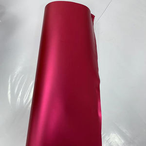 ICE FILM MATT Décoration de carrosserie anti-rayures pour véhicules Application facile Film vinyle PVC rose Colle à faible adhérence Léopard Auto-guérison - Product Image 2