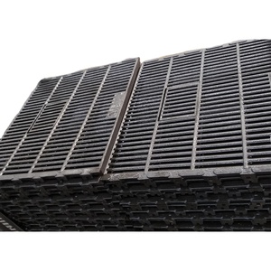 Nuevo Suelo de Rejilla de Hierro Dúctil en Oferta para Jaulas de Parideras de Cerdas con 1 Año de Garantía - Product Image 2