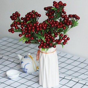 Bayas Artificiales de 8 Ramas, Frutos <span class=keywords><strong>Rojos</strong></span> de Poliéster, Arándanos, Cerezas, Decoraciones para Acción de Gracias, Año Nuevo, Navidad y Bodas - Product Image 2