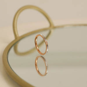 Anillos Impermeables que no se Deslustran, Chapados en Oro PVD de 14k y 18k, Anillo de Moda de Acero Inoxidable 316L con Diamantes y Concha Blanca para Mujer - Product Image 3