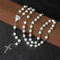 Collier chapelet blanc en forme de rose avec croix, perles de 8 mm et aiguille à neuf pointes