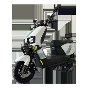Motocicleta eléctrica <span class=keywords><strong>de</strong></span> 72V 1200W, nuevo modelo, scooter <span class=keywords><strong>de</strong></span> alta velocidad, <span class=keywords><strong>campeón</strong></span> <span class=keywords><strong>de</strong></span> ascenso <span class=keywords><strong>de</strong></span> colinas y larga distancia, 50KMH - Product Image 1