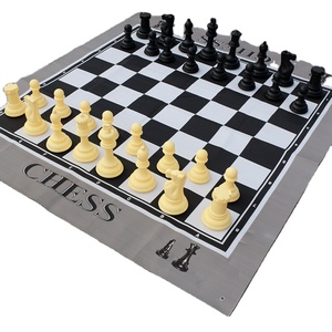 Juego de Ajedrez de plástico para exteriores con caja de ajedrez duradera de 10 pulgadas de altura para uso en jardín o parque - Product Image 1