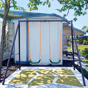 Balançoire d'extérieur moderne et confortable à deux places pour enfants, avec structure en acier inoxydable, coussin en PE/PP à séchage rapide - Idéale pour la maison, le jardin, la cour et le parc - Product Image 3