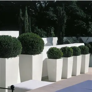 Traje trapezoidal para plantas al aire libre, maceta de vidrio artificial para jardín, plantación de lata negra alta