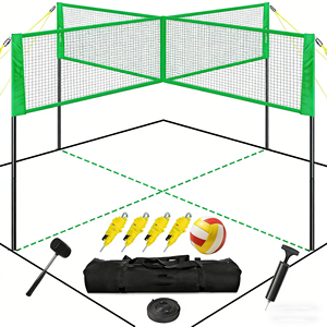 Ensemble de filet de <span class=keywords><strong>volley</strong></span>-ball portable multi-scènes en filet PE avec <span class=keywords><strong>poteaux</strong></span> en acier au carbone à quatre voies pour la plage, la cour, le parc, le camping - Product Image 1