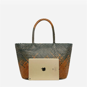 Bolso de Playa Emg6417, Bolso de <span class=keywords><strong>Mano</strong></span> de Lujo, Bolsos de Cuero Trenzado Real, Bolso de <span class=keywords><strong>Mano</strong></span> Grande Marrón de Diseñador para Mujer, Bolso Tote Grande Tejido a <span class=keywords><strong>Mano</strong></span> - Product Image 4