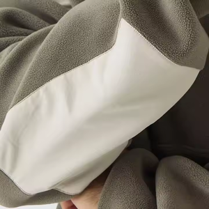 Tùy Chỉnh Người Đàn Ông Fluffy Lông Cừu Len Áo Thiết Kế Túi Heavyweight Mùa Đông Dày Ấm Quá Khổ Sang Trọng Thời Trang Áo - Product Image 6