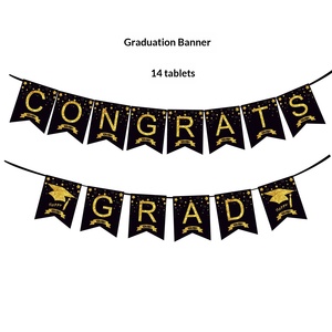 Guirnalda de Decoración <span class=keywords><strong>para</strong></span> Fiesta de Graduación 2026, Banner de Felicitación <span class=keywords><strong>para</strong></span> Graduados de la Clase 2026, Impresión en Negro/Dorado, Incluye Birrete de Graduación y Estrella - Product Image 5