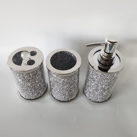 Juego de Baño de Tres Piezas de Cristal DIY con Dispensador de Jabón de Manos Tipo Push, Jabonera con Incrustaciones de Diamantes y Forma Geométrica