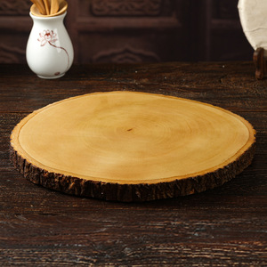 Sous-plat rond en bois de cerisier avec bord en écorce, grain de bois naturel, décoration de table pour la maison - Product Image 3