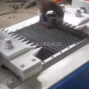 Máquina de reciclaje de estatores de motor de <span class=keywords><strong>cobre</strong></span> usados de primera calidad y bajo precio de China - Product Image 1