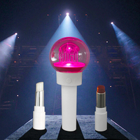 Soffa Coloré Light up Glow Stick Baume À Lèvres Combo Mini Led Glowing Bear Lightstick Bâton Lumineux pour Kpop Concert