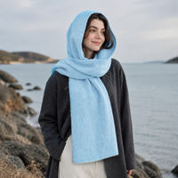 Casquette en tricot esthétique et douce à capuche intégrée avec cache-cou, unie, douce et chaude, pour femme, idéale pour l'hiver, les trajets quotidiens, le shopping et les tenues décontractées