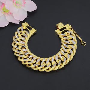 Jxx Men Bracelet 24K Gold Plated Dubai Heavy Gold Bracelet High Quality Two-Tone Design with Charm and Brass Material - Product Image 4