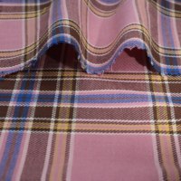 100% coton teint en fil tissu à carreaux rose qualité supérieure poncé à carreaux conception chemise robe tissé techniques pour jouets