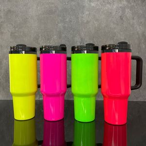 Vaso Térmico de Acero Inoxidable de 40oz H2.0 con Logotipo Personalizado, Color Verde Neón, Espejo Negro Plateado, para Grabado Láser, con Asa y Pajita - Product Image 4