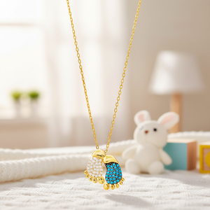 Colgante de Plata de Ley 925 con Diseño de Pies de Bebé y Circonita Turquesa Transparente, Joyería Artesanal Turca al por Mayor - Product Image 3