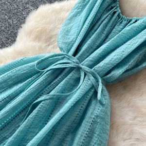 Robe longue d'été tendance grande taille pour femme, avec bretelles et empiècements en dentelle – Nouveauté très prisée - Product Image 4