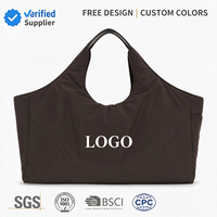 Sac fourre-tout matelassé en nylon personnalisé, grand format, léger et lavable, pour le sport, les voyages, le travail et le quotidien, idéal pour les trajets et la mode.