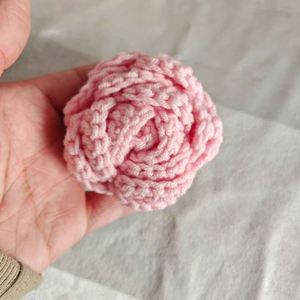 Tête de fleur de rose en crochet faite à la main, fleur en fil de laine faite à la main, accessoires de vêtements DIY - Product Image 6