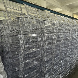 Sedie da Banchetto Napoleon Classic in Resina PC Trasparente Impilabili in Plastica Acrilica per Hotel ed Eventi, Sedia Trasparente per Matrimoni - Product Image 2