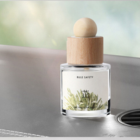 Diffuseur de bouteille de désodorisant de voiture d'arôme de parfum d'huile essentielle de luxe avec logo personnalisé vide