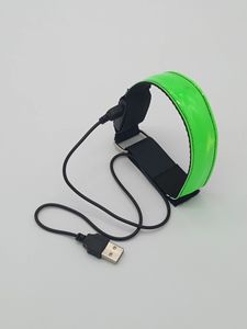USB có thể sạc lại <span class=keywords><strong>LED</strong></span> phản quang thể thao dây đeo cổ tay phát sáng trong bóng tối an toàn <span class=keywords><strong>Armband</strong></span> cho đêm chạy cho Giáng sinh - Product Image 5