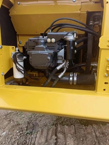 Komatsu มือสอง PC200-6และ PC200LC-8ขนาดกลางเครื่องขุด20ton ส่วนประกอบหลักน้ำหนักในการดำเนินงานของเครื่องยนต์ฮอนด้ามอเตอร์ปั๊มเกียร์ PLC - Product Image 6
