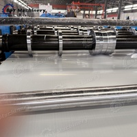 Machine de formage à froid de tôles d'acier pour toitures, machine de formage à froid de tôles d'acier pour toitures en rouleaux