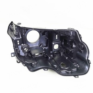 Couverture arrière des phares Land Rover Range Rover Autobiography 2013-2017, en plastique noir, garniture des phares avant - Product Image 3