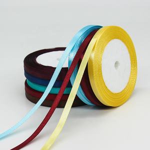 Nastro di raso Premium all'ingrosso da 1/5 pollici 100% poliestere eco-friendly intrecciato <span class=keywords><strong>Deco</strong></span> maglia rotoli a faccia singola - Product Image 4