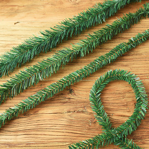 Guirlande artificielle en pin Meng Weihe, 5 m, fil PVC vert, pour décorations de maison et de mariage - Product Image 2