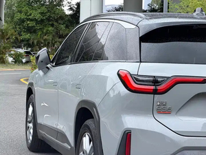 Auto Eléctrico Usado Barato, NIO ES6 2020, 430KM de Autonomía, Doble Motor, Tracción en las Cuatro Ruedas, SUV Mediano Eléctrico Premium, Exportación EV - Product Image 3