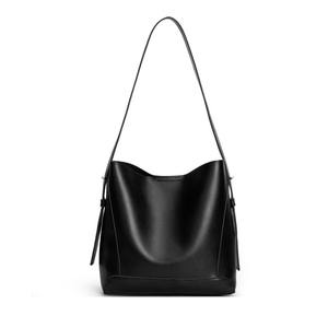 Sac seau à bandoulière en cuir marron style simple et à la mode - Product Image 1