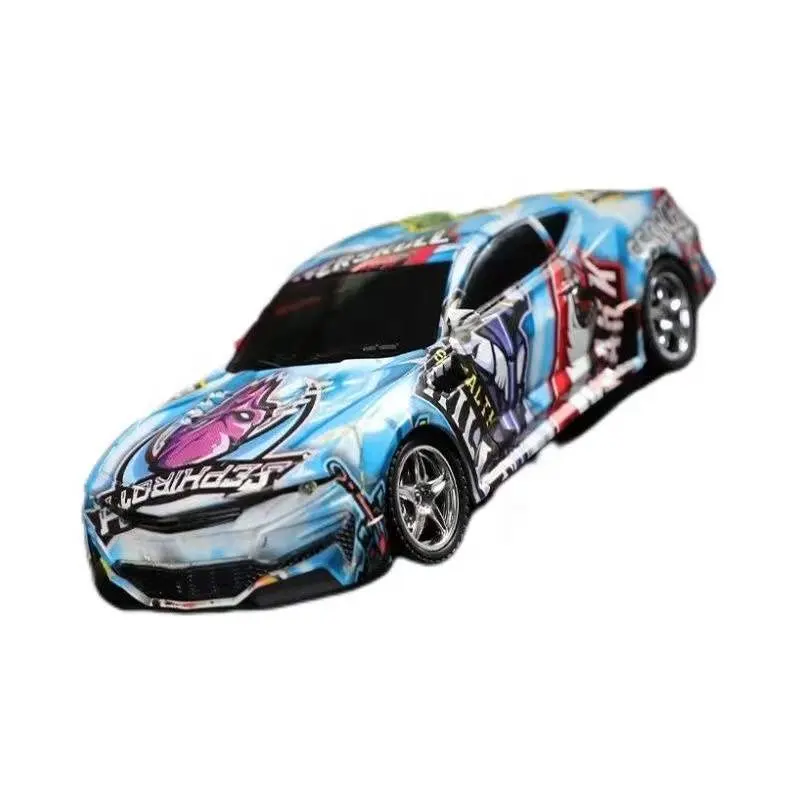 Mobil mainan plastik kartun anak-anak, mobil pencahayaan 1/24 dan 1/20 Graffiti r/c 4 saluran rc stunt mainan mobil dengan ban karet