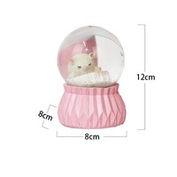 3D resina personalizada lindo cerdo escultura animal estatua globo de nieve artesanía arte regalos recuerdo decoración del hogar estatuilla adornos de escritorio