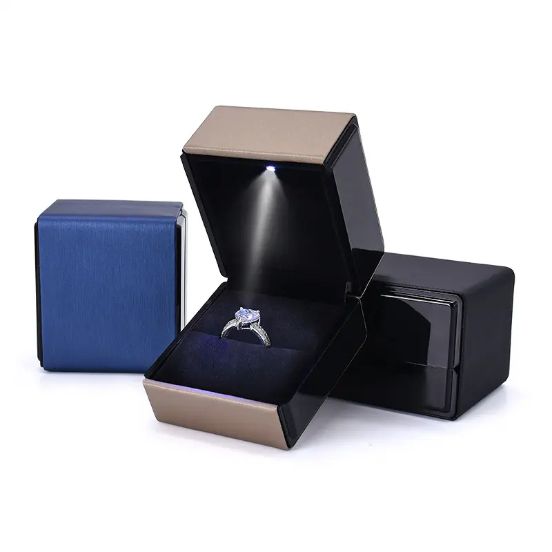 China made high quality boxes microfibre diamond ring box led jewelry light ring display led jewelry ring box with light
