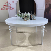 Meubles de location pour mariage en plein air de style moderne pour hôtel : Table de banquet ronde et chaises avec base métallique pour les mariés