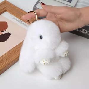 18cm Bunny Doll Keychain Soft Cute Faux Fur Pom Pom <strong>Fluffy</strong> Plush Pendant Keychain Car Keyring Bunny Pompom <strong>Fluffy</strong> Sleutelhanger