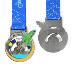 Logo personalizzato OEM design scavato in metallo smalto morbido spiaggia ciclismo medaglia sportiva