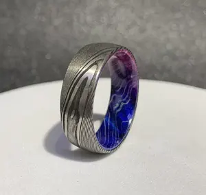 Модные ювелирные кольца 8 мм Мужские обручальное кольцо из дамасской стали 8 мм инкрустированное с синим фиолетовым вольфрамовое обручальное кольцо для мужчин