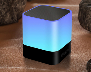 Phong cách màu duy nhất Led Vuông thiết kế bằng gỗ Máy tính để bàn Loa thông minh vớ<span class=keywords><strong>i</strong></span> cho v5.3 IPX2 không thấm nước đ<span class=keywords><strong>i</strong></span>ều khiển bằng giọng nó<span class=keywords><strong>i</strong></span> USB-C - Product Image 3