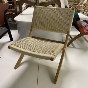 北欧風新商品　輸入ラタン背もたれ付きシングルチェア　無垢材折りたたみ式リビングルーム用ラウンジチェア - Product Image 3