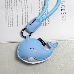 Llavero de Cuero PU Personalizado al por Mayor con Pequeño Colgante de Cobre Diseño Ballena Oceánica para Decoración de Bolsos de Estudiantes y Parejas - ¡Nueva Llegada! - Product Image 5