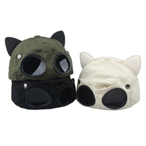 Gli occhiali da sole con personalità del cappello da pilota possono essere indossati cappellino da Baseball anteriore e posteriore con orecchio di gatto - Product Image 1
