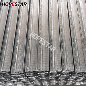 La toiture en acier galvanisée ondulée couvre le poids léger <span class=keywords><strong>de</strong></span> <span class=keywords><strong>Tole</strong></span> galvanisé par zinc <span class=keywords><strong>de</strong></span> 0.4mm pour l'installation facile - Product Image 1