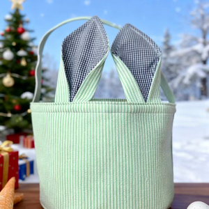 Canasta de Pascua Personalizada con Asa de Tela Seersucker y Orejas de Conejo, Gran Venta - Product Image 3