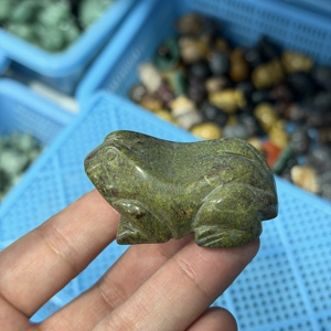 Figuras de Ranas de Cristal Surtidas al por Mayor, 40mm 60mm, Artesanía de Ranas Talladas a Mano en Piedra Múltiple, Decoración Feng Shui para el Hogar - Product Image 5