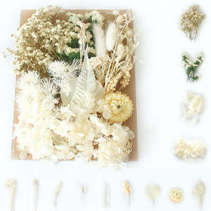 Paquete de Surtido de Flores Secas DIY, Flores y Hojas Naturales Preservadas para Joyería de Resina, Fabricación de Jabón, Diseño de Tarjetas y Decoración Boho para el <span class=keywords><strong>Hogar</strong></span> - Product Image 1